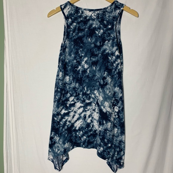 Magazine | Tie Dye Handkerchief Hem Tank - Small - Picture 4 of 5